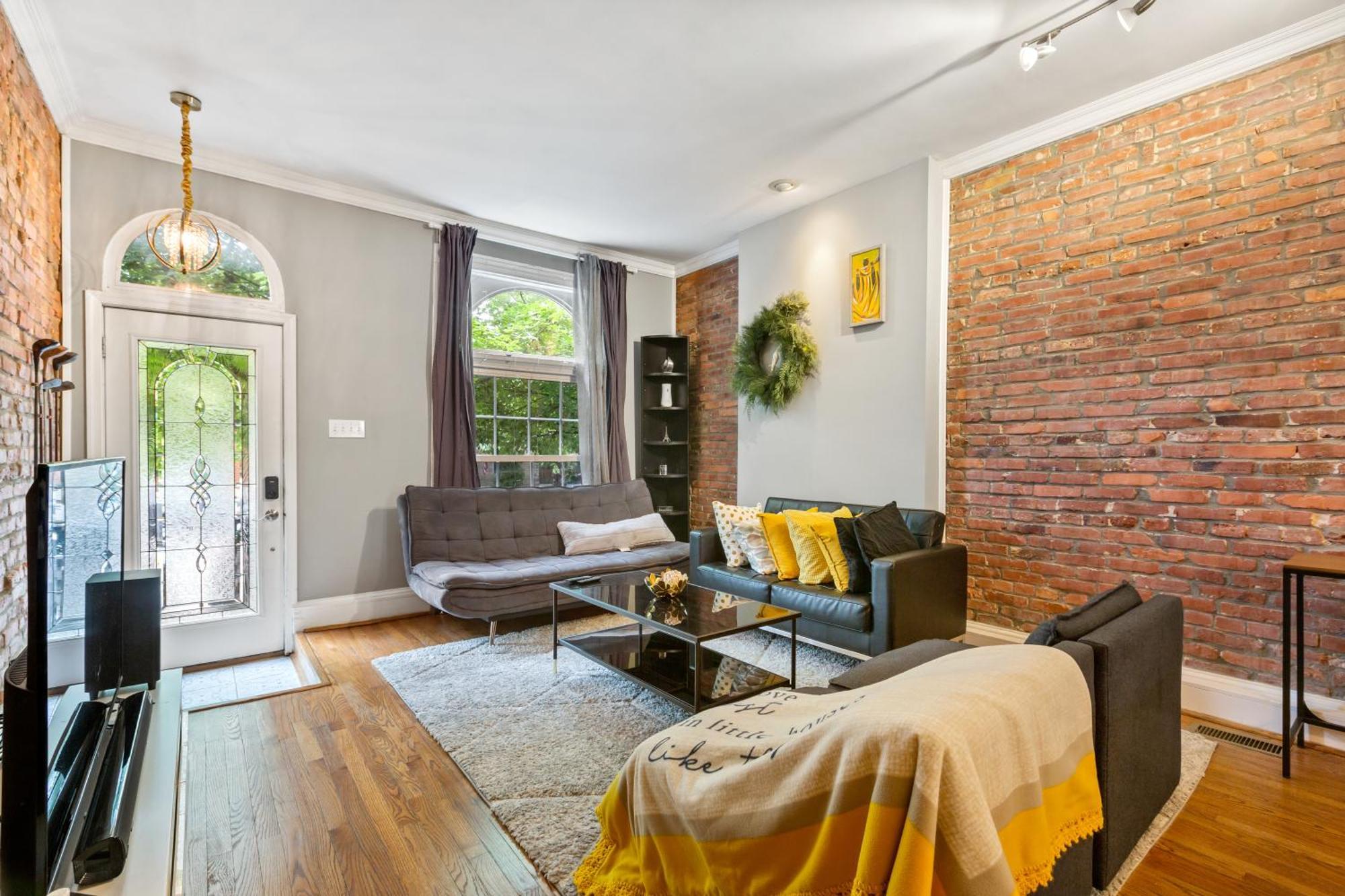 Pristine Townhouse With Rooftop Deck Near Canton! Baltimore Kültér fotó